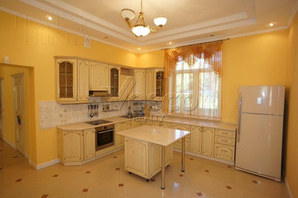 2-этажный коттедж 525 м² с отделкой