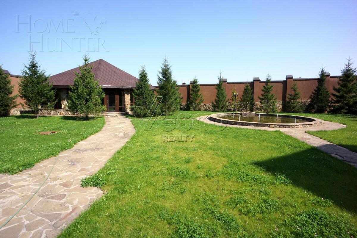 3-этажный коттедж 1 410 м² без отделки