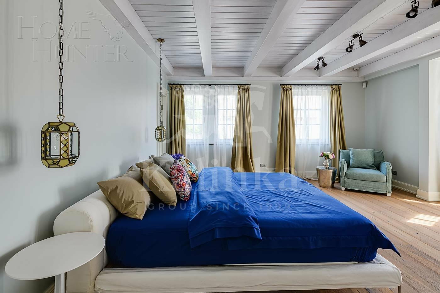 4-этажный таунхаус 678 м² с отделкой