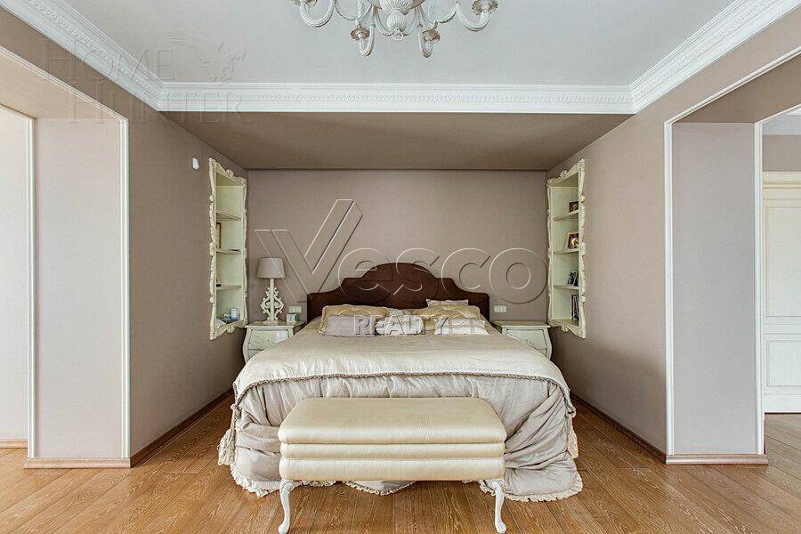 2-этажный коттедж 800 м² с отделкой