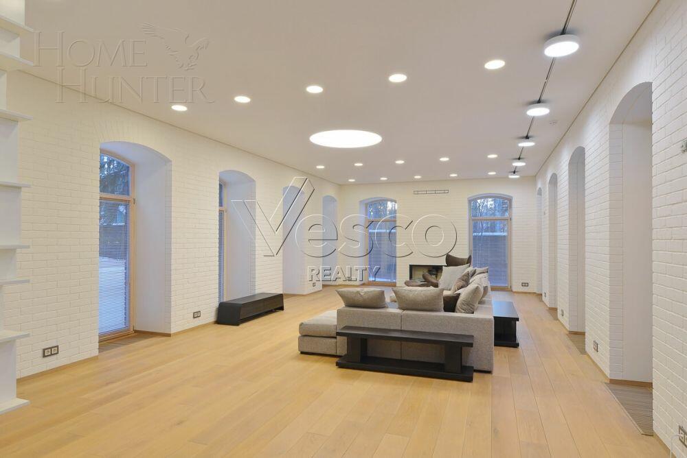 2-этажный коттедж 800 м² с отделкой