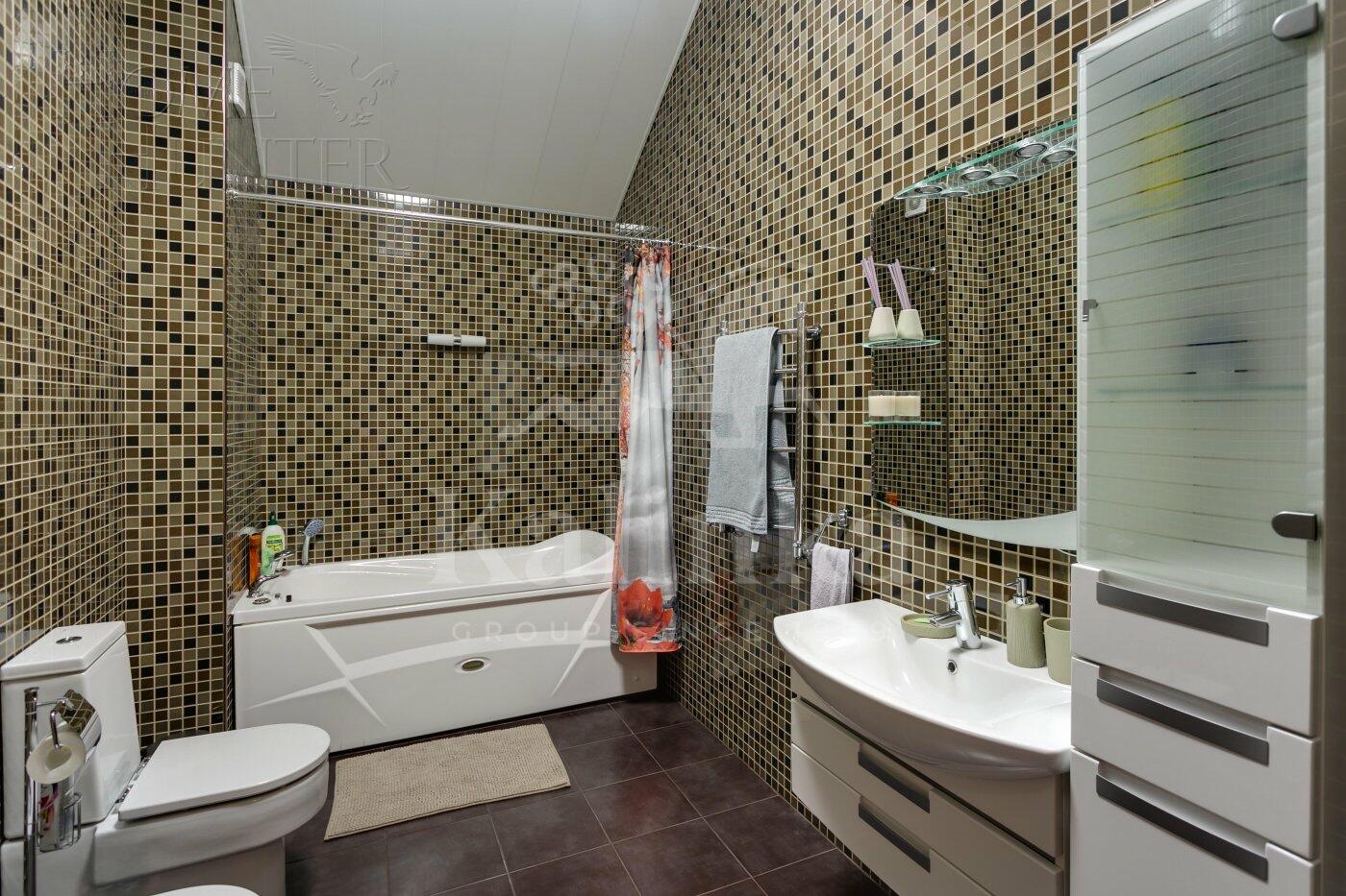 2-этажный коттедж 860 м² с отделкой