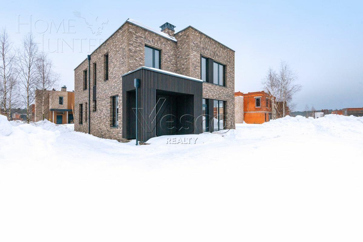 2-этажный коттедж 290.6 м² без отделки