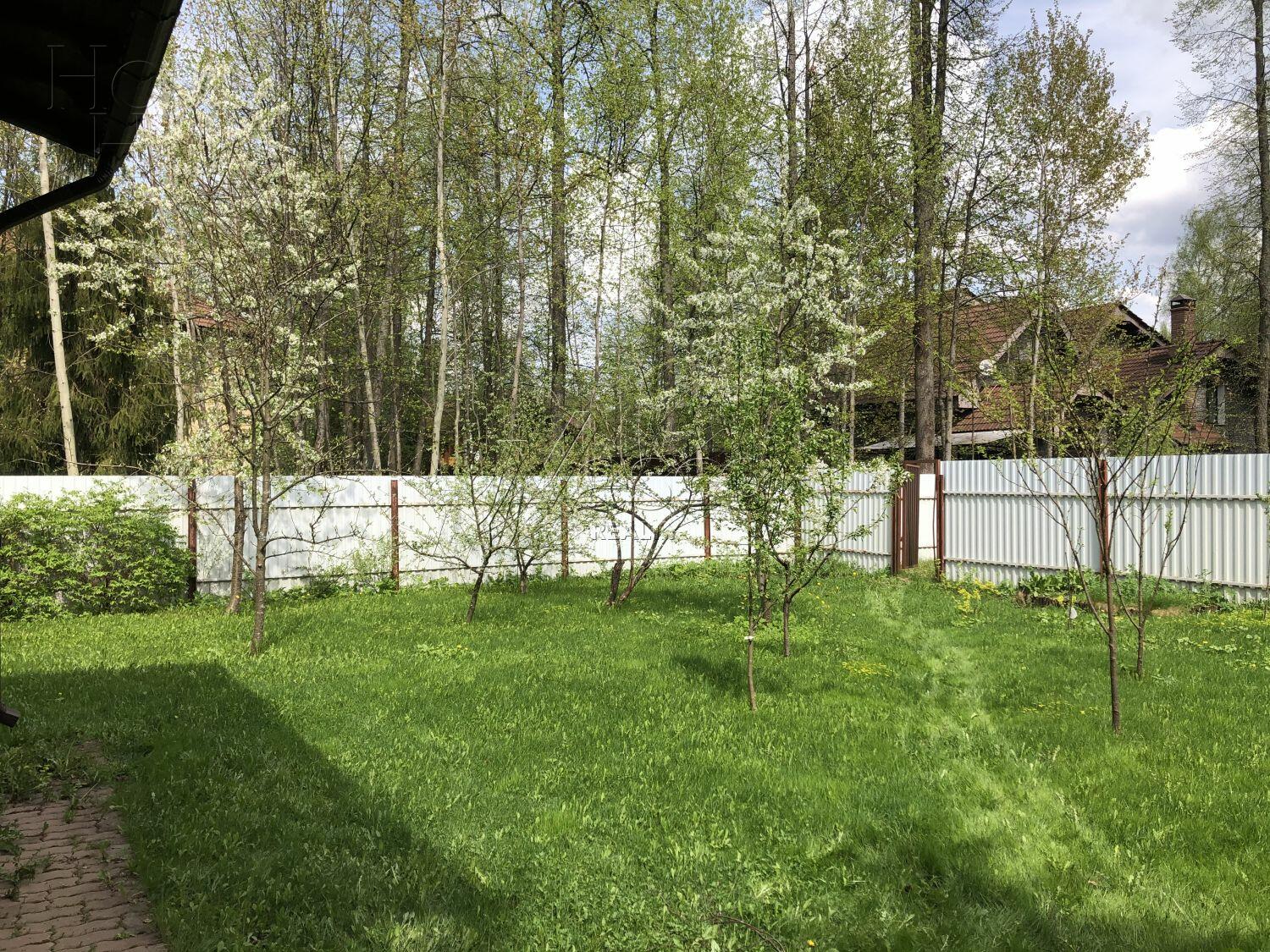 3-этажный коттедж 256 м² с отделкой