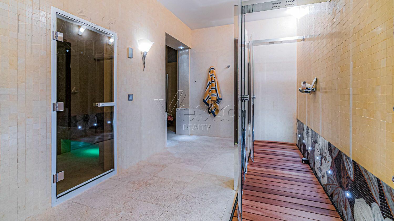 2-этажный коттедж 980 м² с отделкой