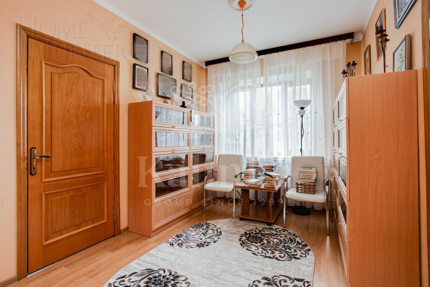 2-этажный коттедж 880 м² с отделкой