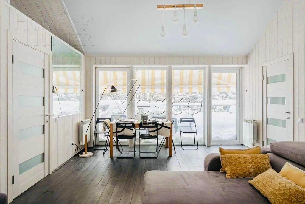 2-этажный коттедж 220 м² с отделкой