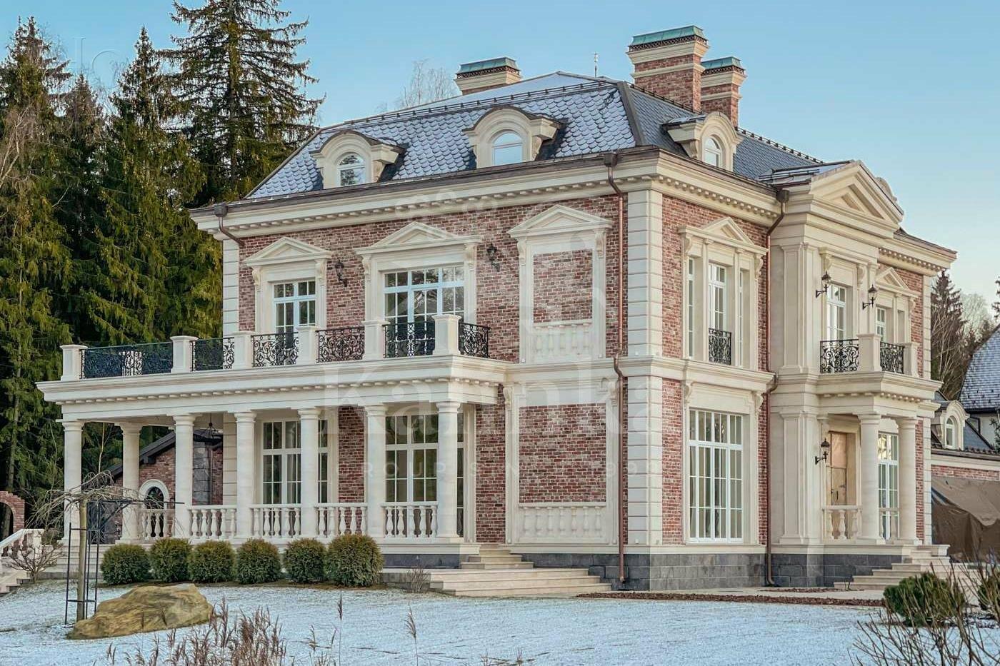 2-этажный коттедж 950 м² с отделкой