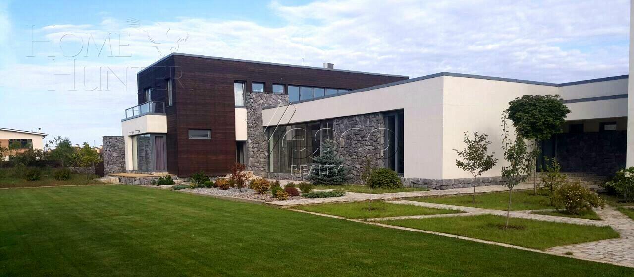 2-этажный коттедж 762 м² с отделкой