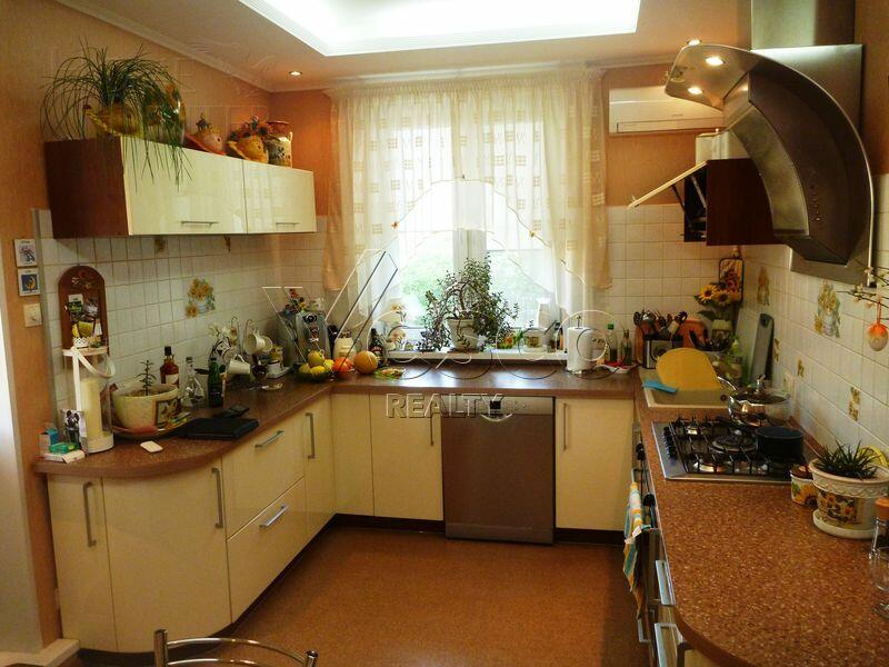 2-этажный коттедж 370 м² с отделкой