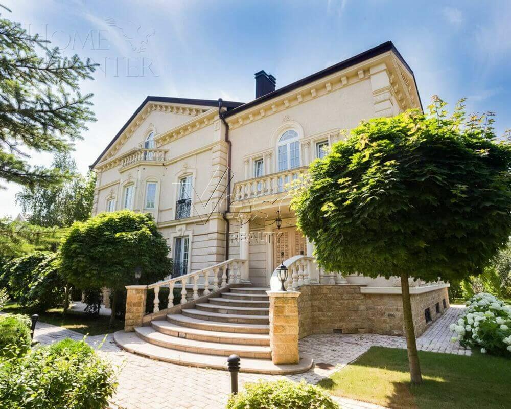 2-этажный коттедж 800 м² с отделкой