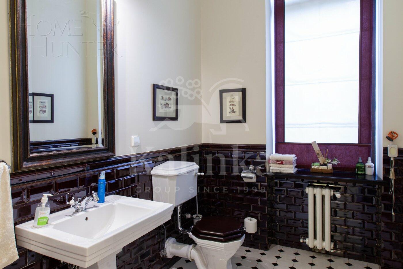 4-этажный коттедж 970 м² с отделкой