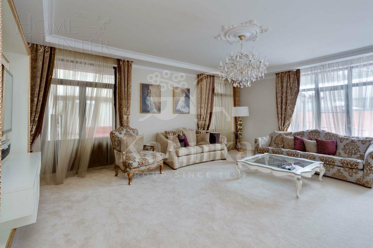 2-этажный коттедж 450 м² с отделкой