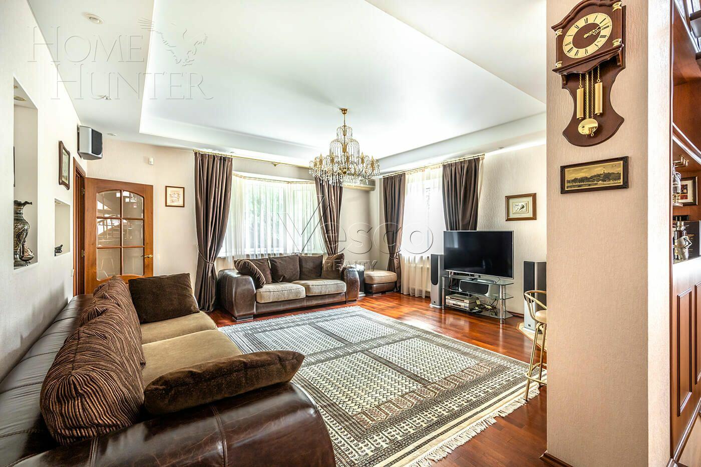 2-этажный коттедж 765 м² с отделкой