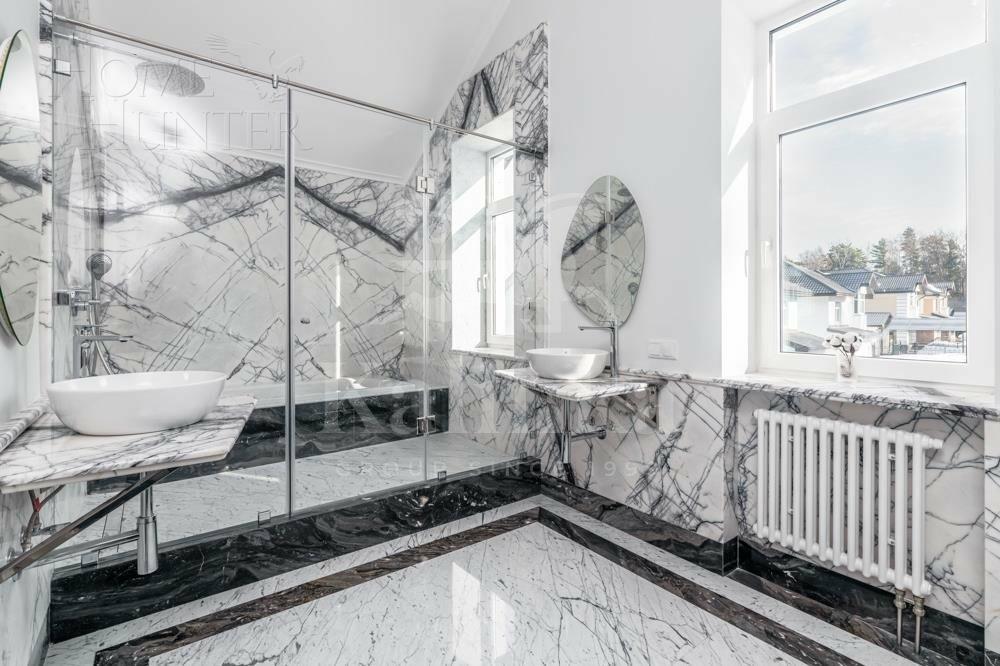 2-этажный коттедж 500 м² без отделки