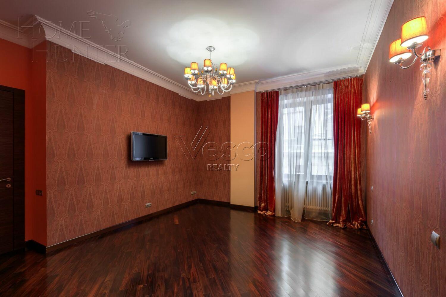 5-КОМН. КВАРТИРА С ОТДЕЛКОЙ 187.8 М² НА 4 ЭТАЖЕ