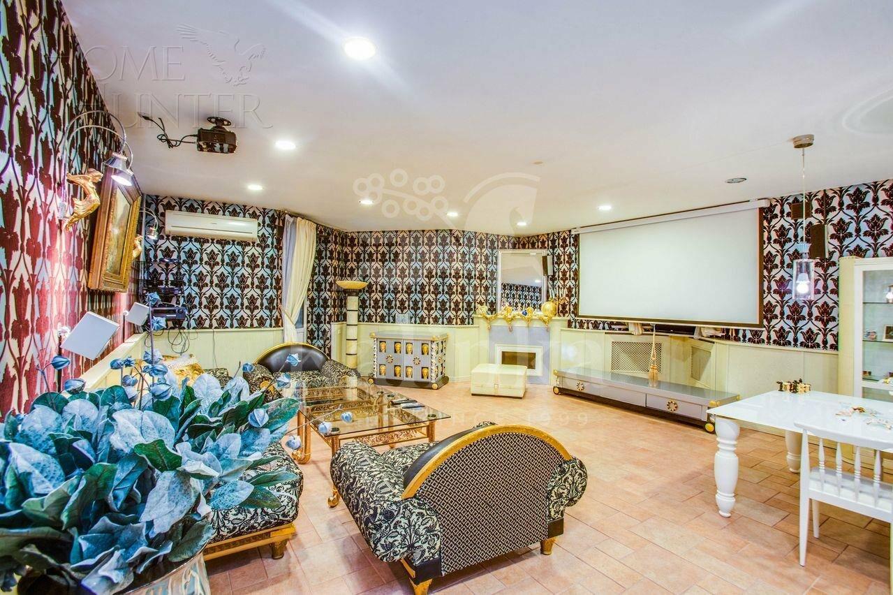 2-этажный коттедж 1 140 м² с отделкой