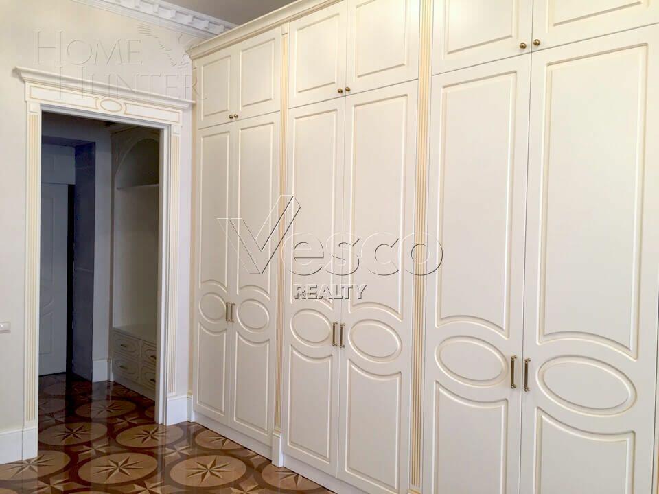 2-этажный коттедж 650 м² с отделкой