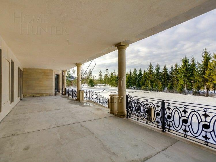 2-этажный коттедж 2 800 м² без отделки