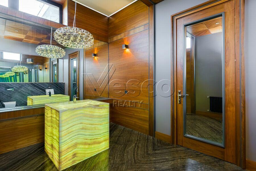 2-этажный коттедж 989.7 м² с отделкой