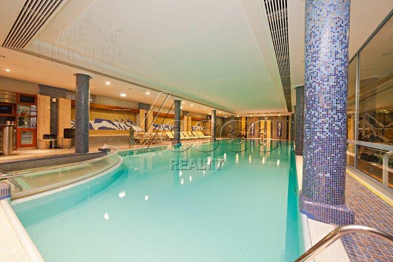 2-этажный коттедж 1 615 м² с отделкой