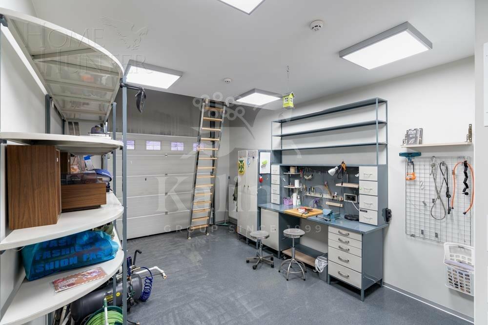 2-этажный коттедж 320 м² с отделкой