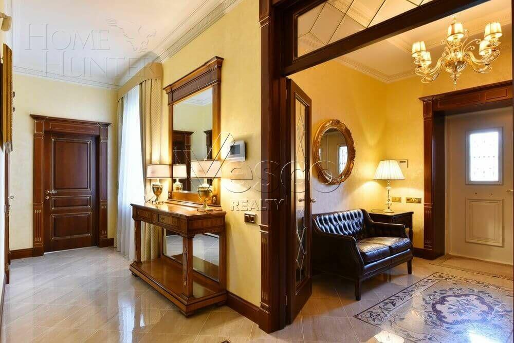 2-этажный коттедж 1 200 м² с отделкой