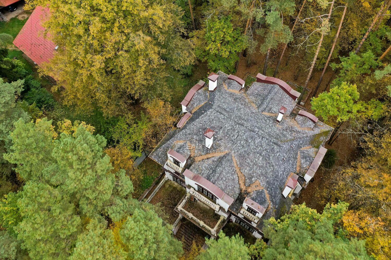 2-этажный коттедж 900 м² без отделки