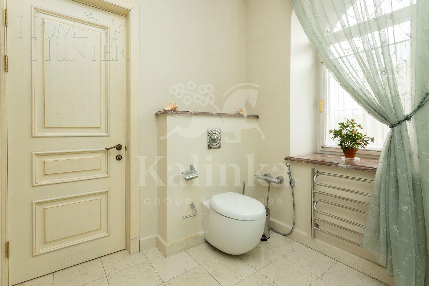 2-этажный коттедж 660 м² с отделкой