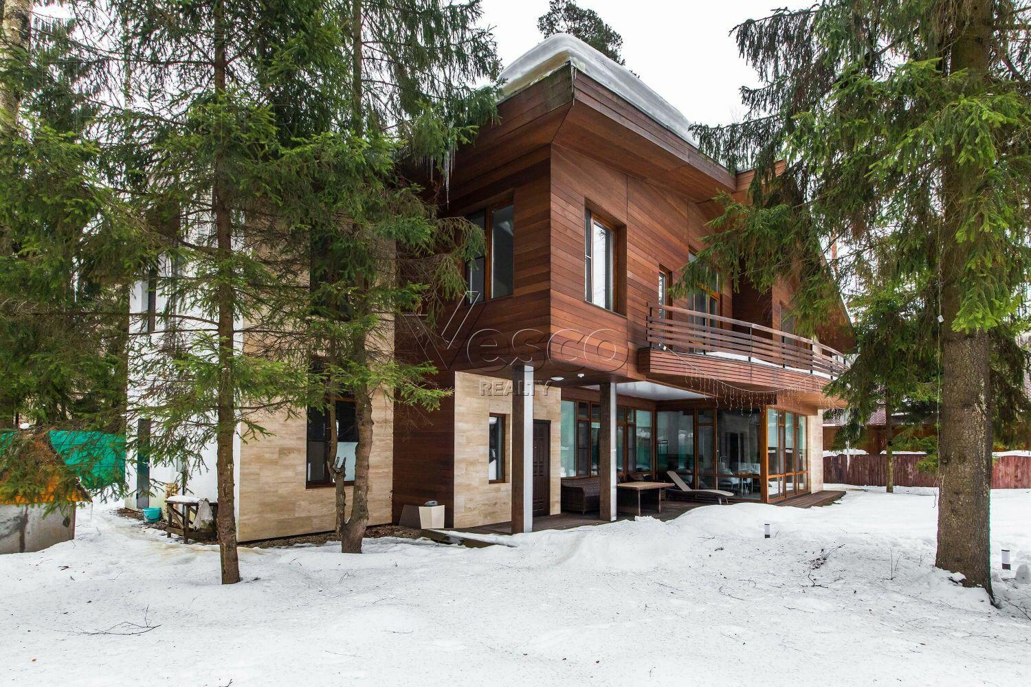 2-этажный коттедж 300 м² с отделкой