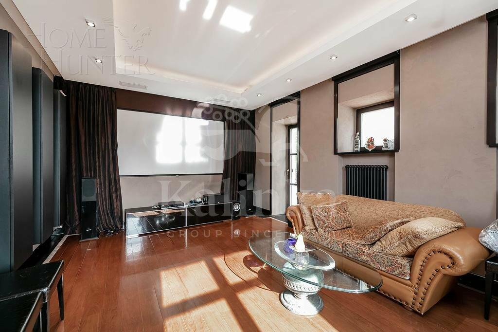 3-этажный коттедж 2 000 м² с отделкой