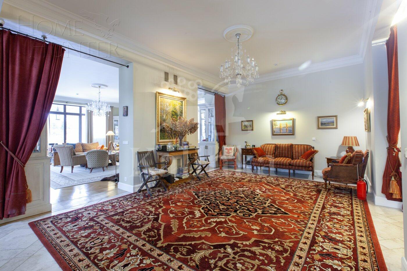 4-этажный коттедж 970 м² с отделкой