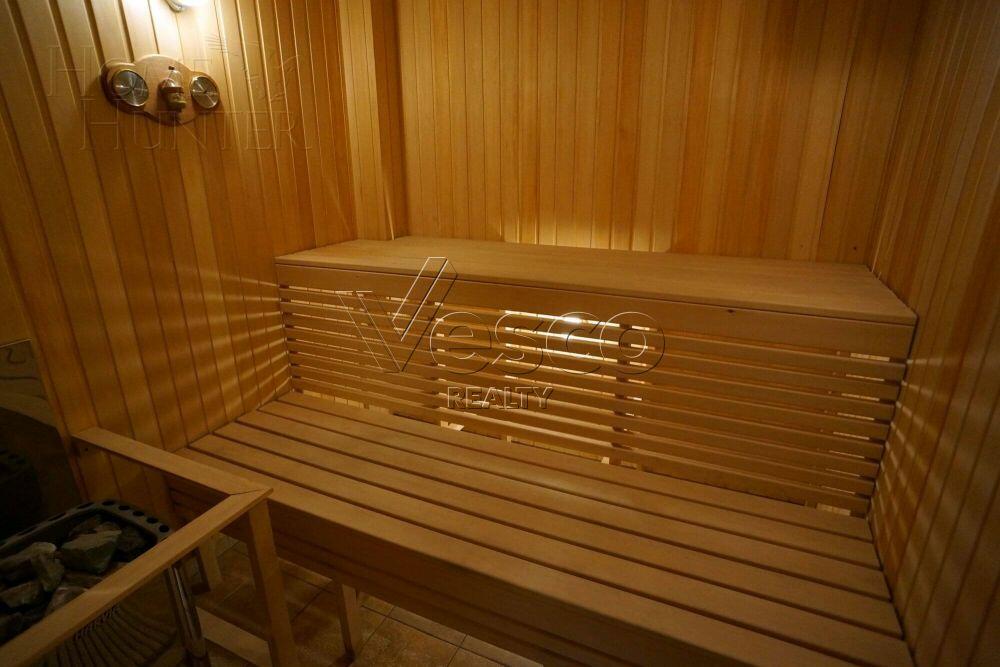 2-этажный коттедж 560 м² с отделкой