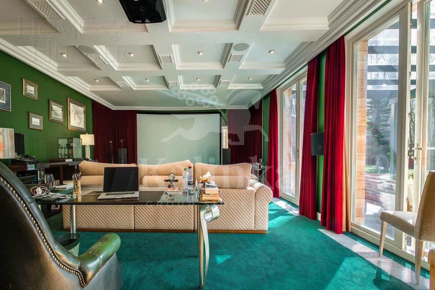 2-этажный коттедж 760 м² с отделкой