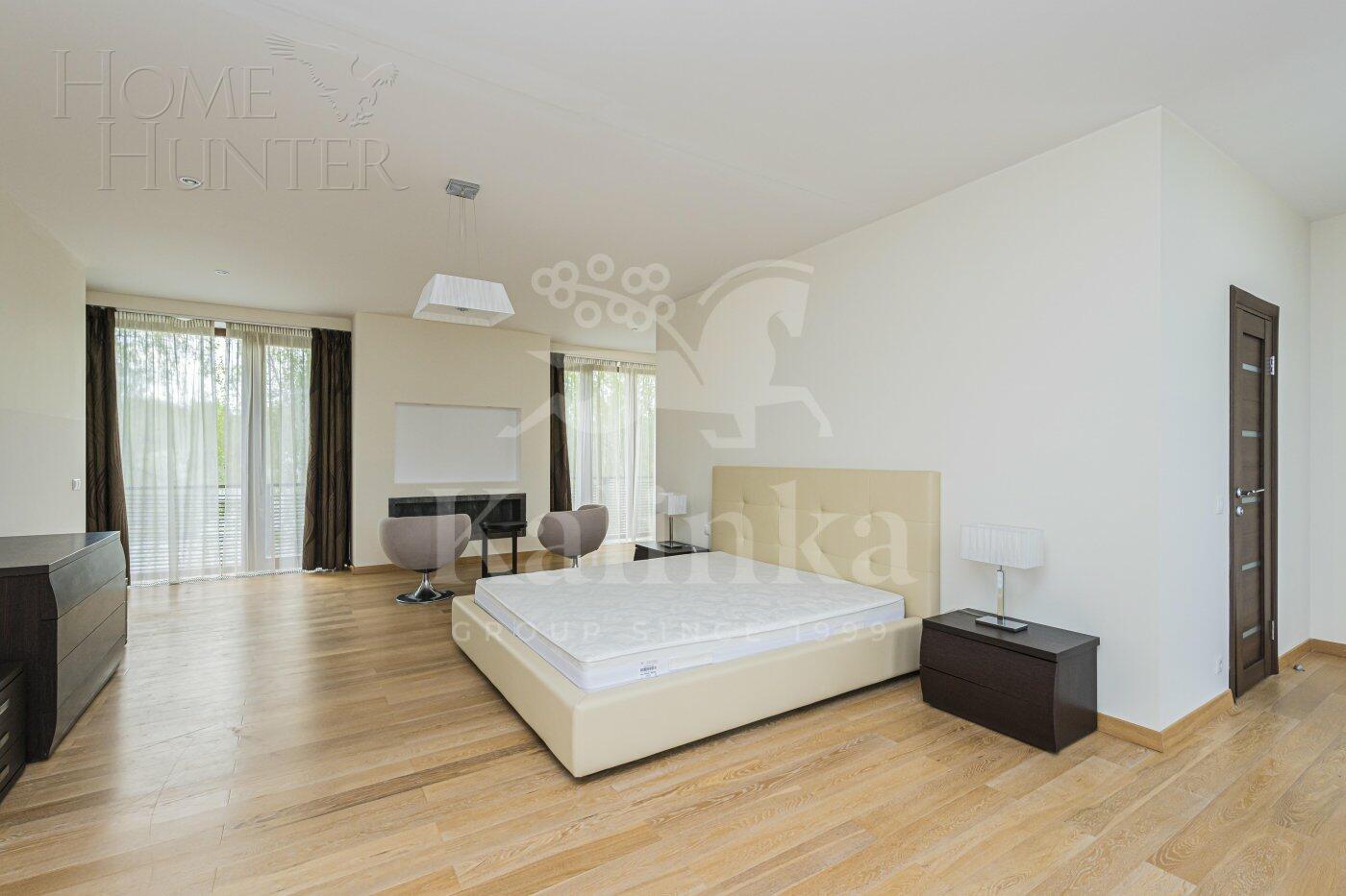 2-этажный таунхаус 380 м² с отделкой