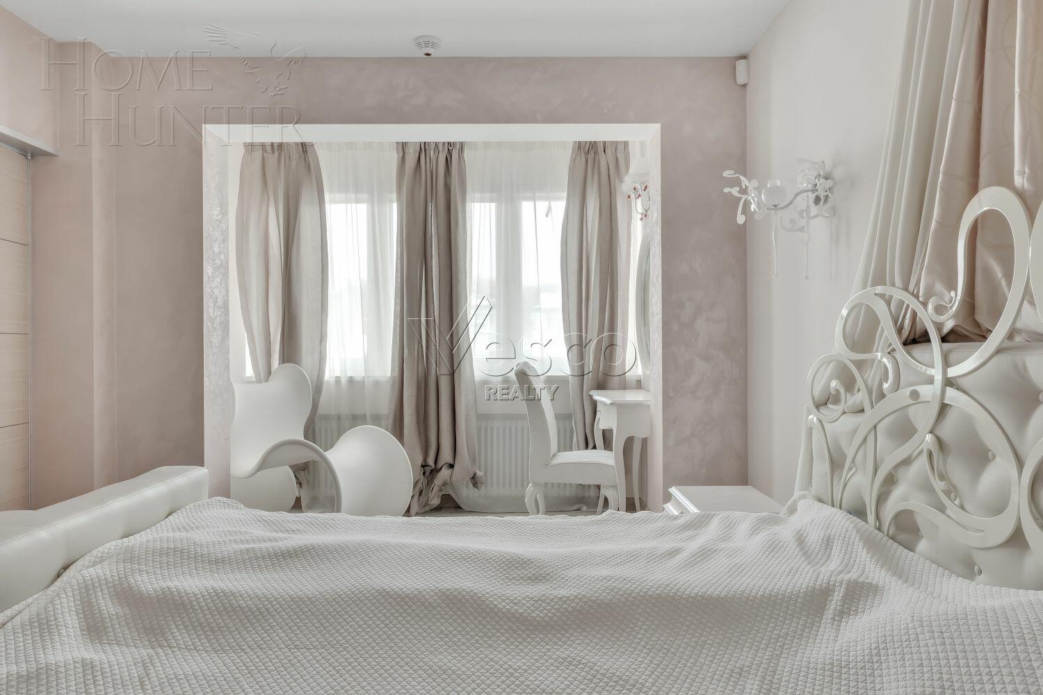 3-УРОВНЕВЫЙ ТАУНХАУС С ОТДЕЛКОЙ 500 М² НА 1 ЭТАЖЕ