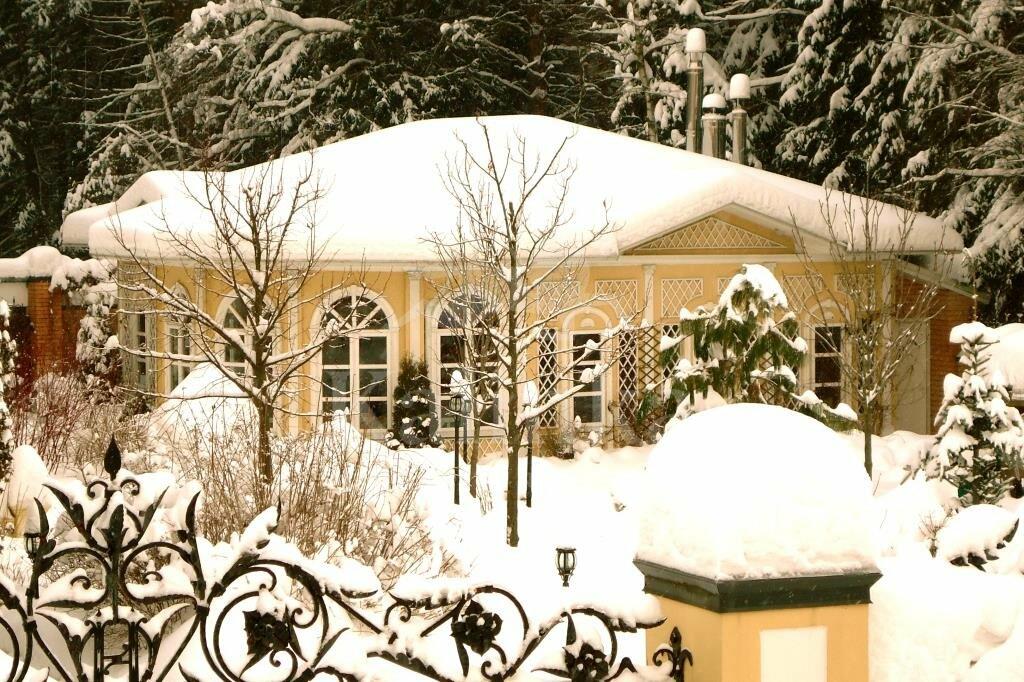 3-этажный коттедж 900 м² с отделкой