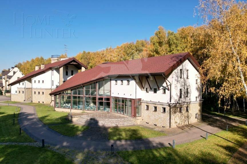 3-этажный коттедж 2 000 м² с отделкой