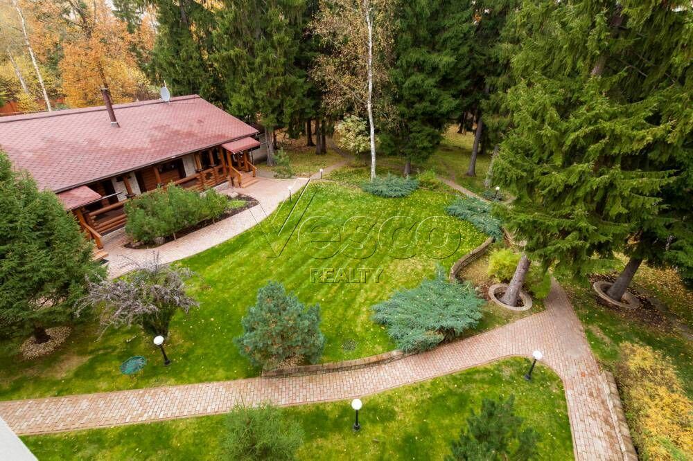 2-этажный коттедж 1 460 м² с отделкой