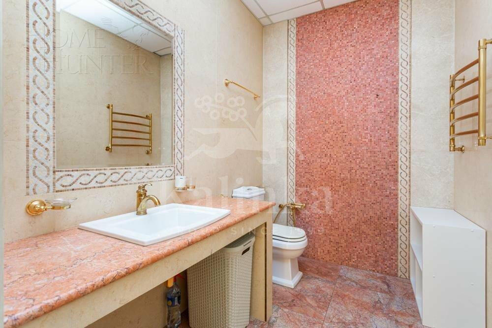 2-этажный коттедж 700 м² с отделкой