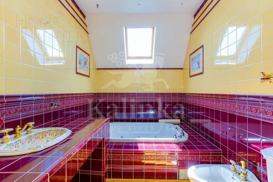 2-этажный коттедж 750 м² с отделкой