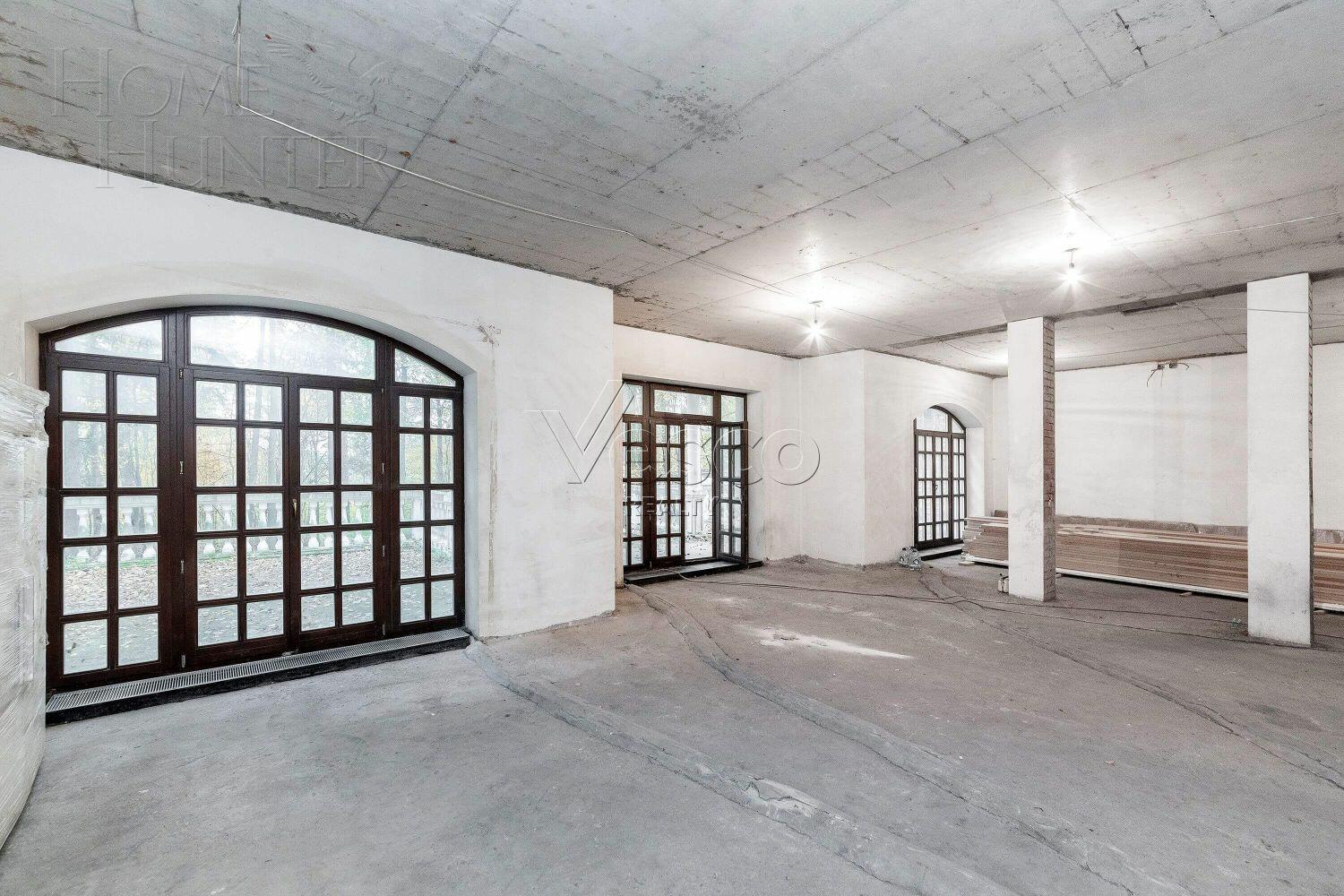 2-этажный коттедж 900 м² без отделки