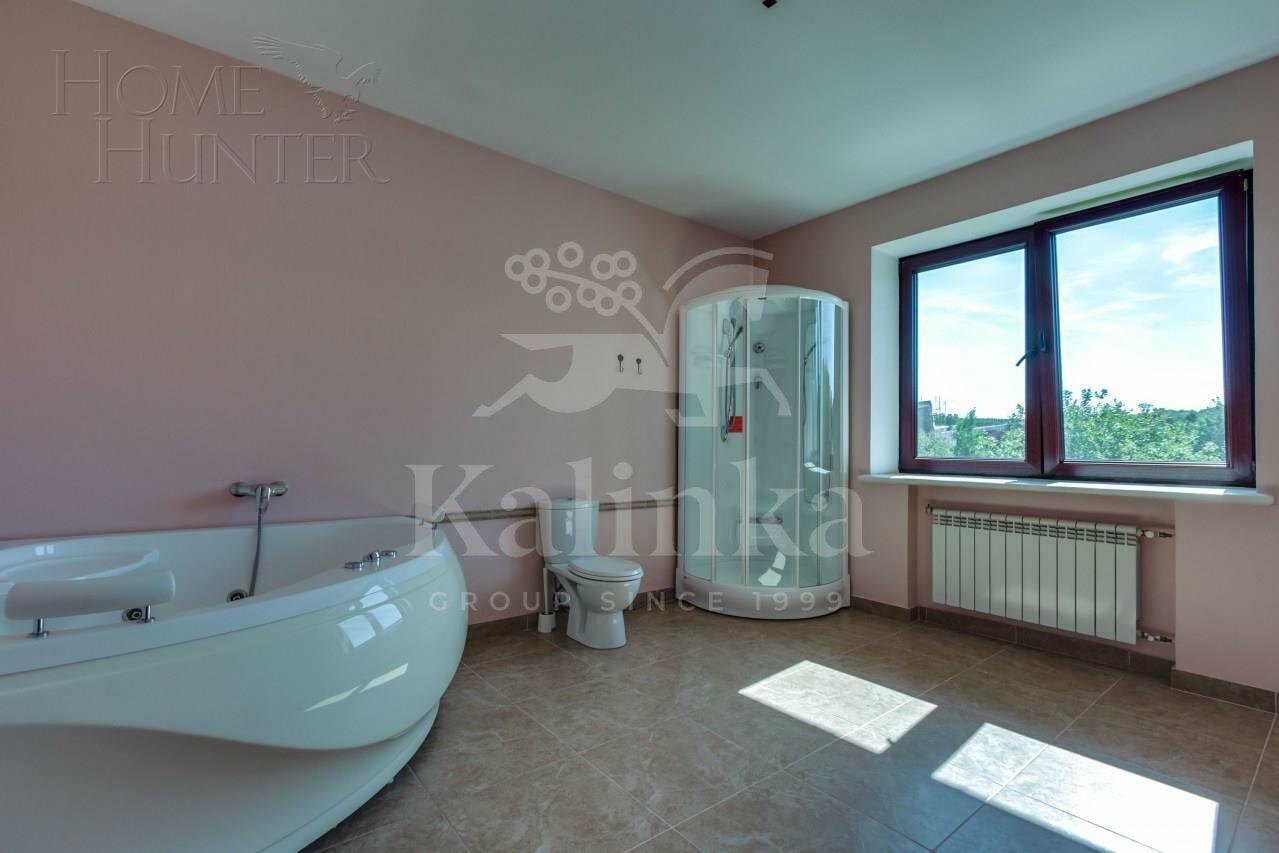 2-этажный коттедж 750 м² с отделкой