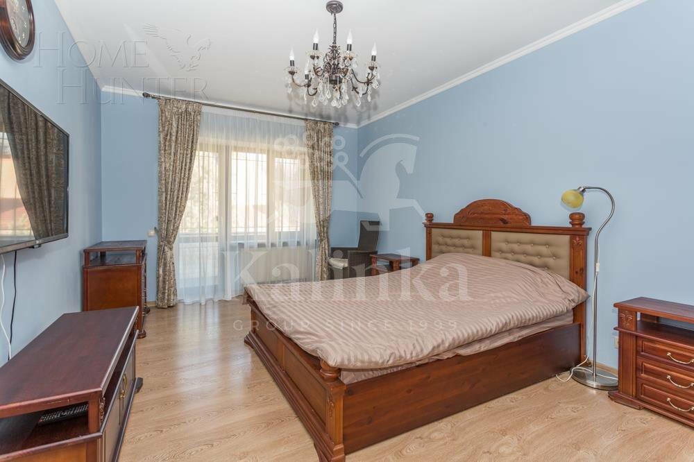 2-этажный коттедж 500 м² с отделкой