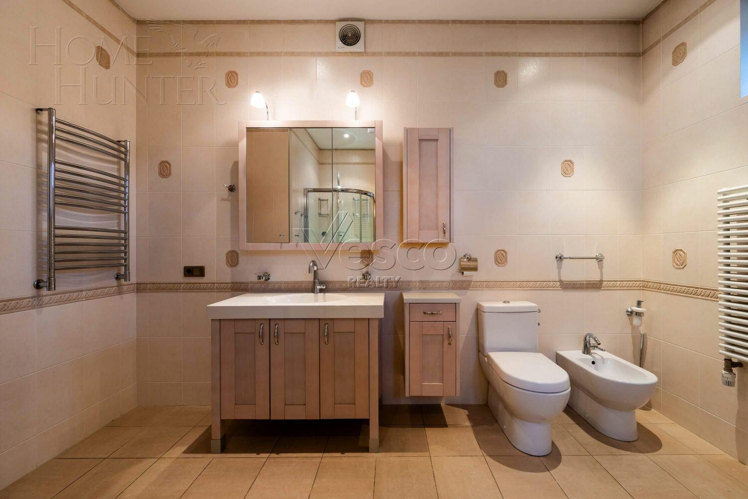 2-этажный коттедж 495 м² с отделкой