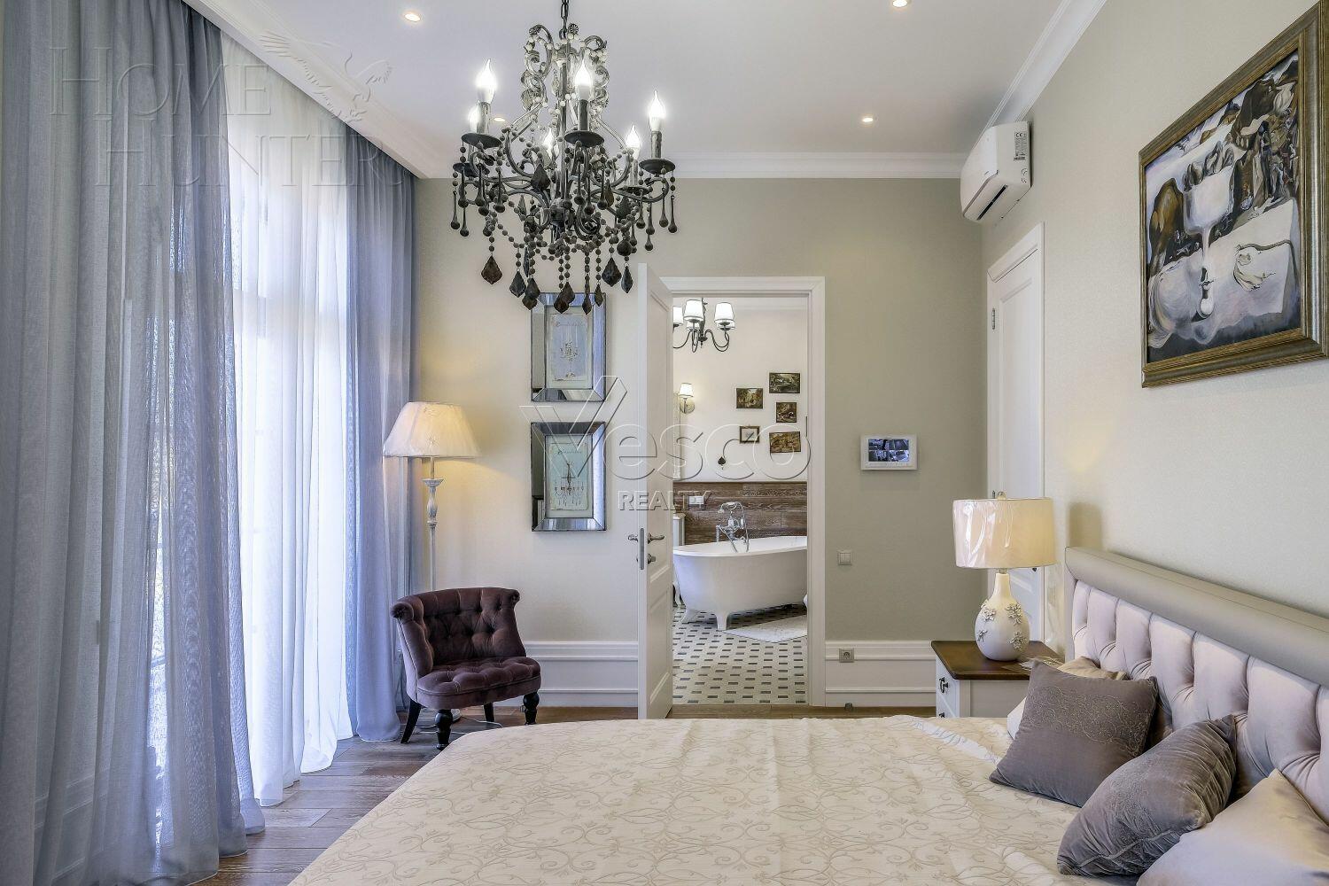 2-этажный коттедж 200 м² с отделкой