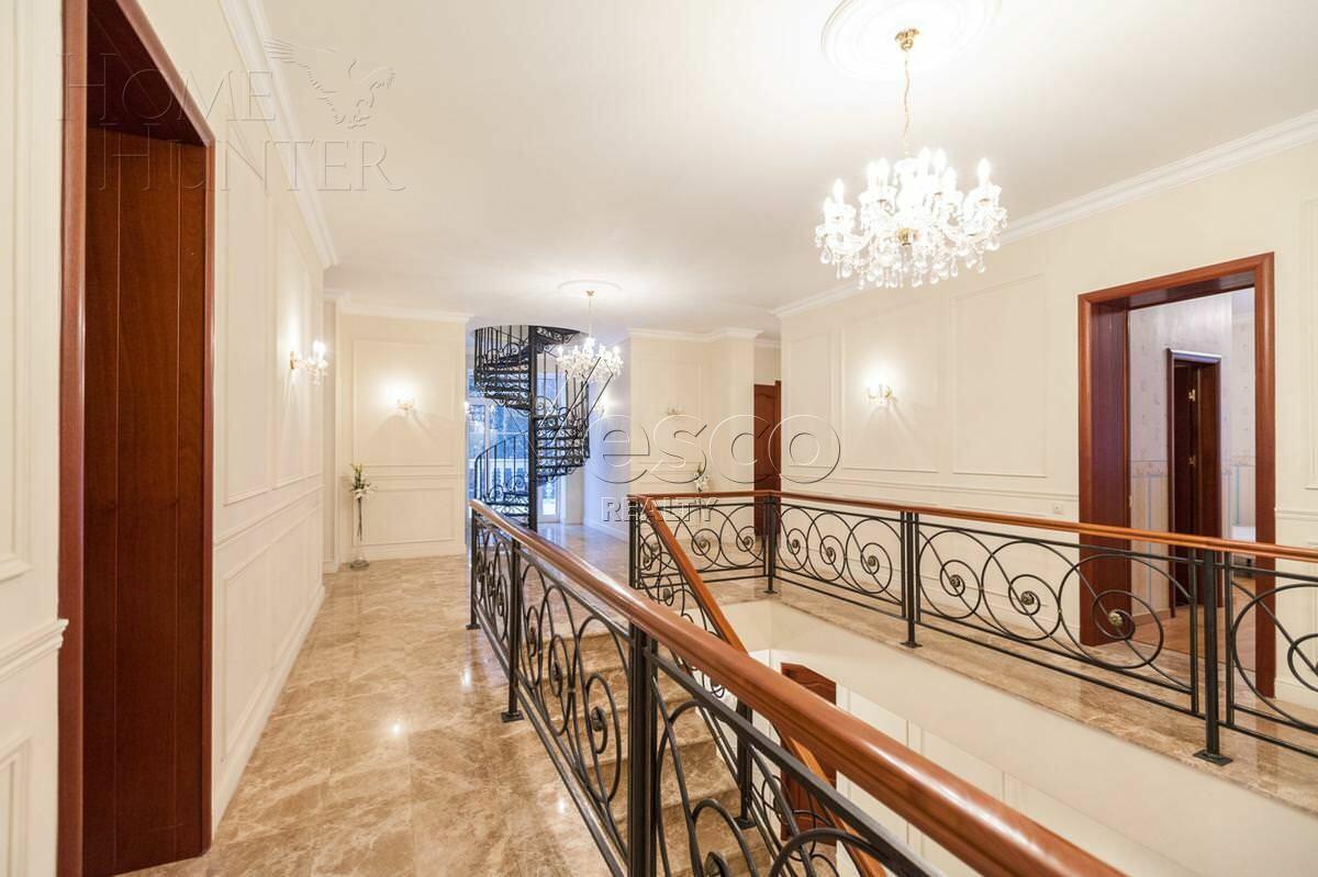 2-этажный коттедж 860 м² с отделкой