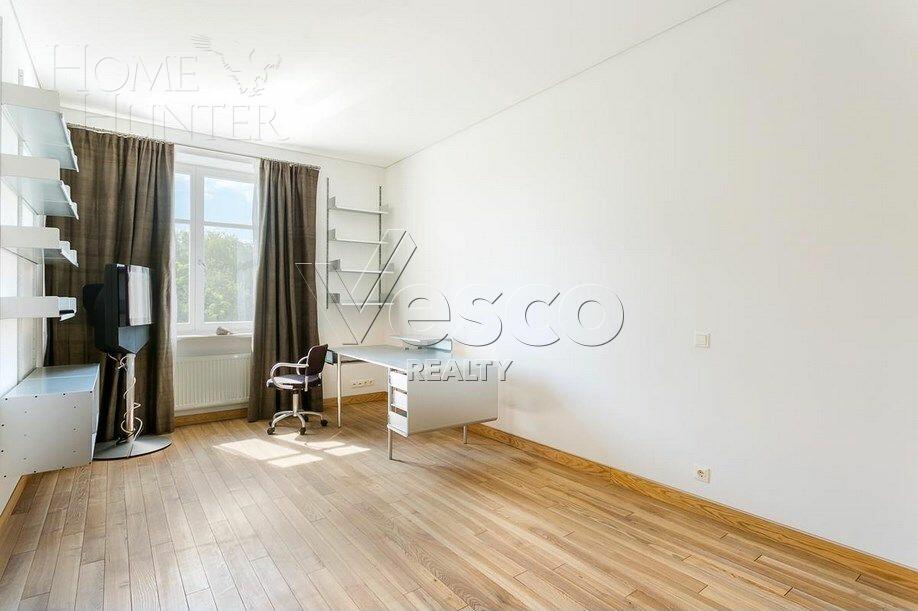 5-КОМН. КВАРТИРА С ОТДЕЛКОЙ 202 М² НА 3 ЭТАЖЕ