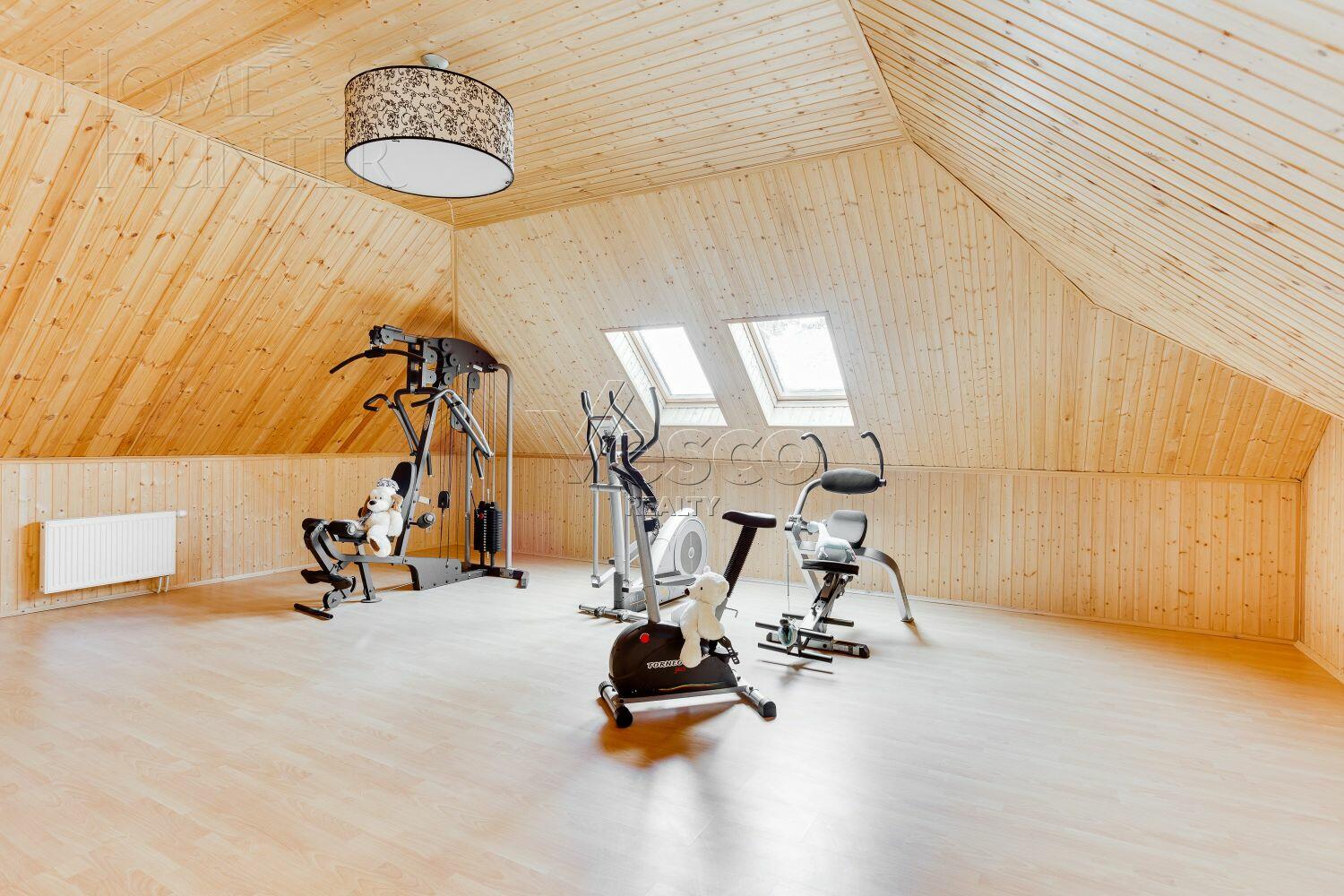 3-этажный коттедж 256 м² с отделкой