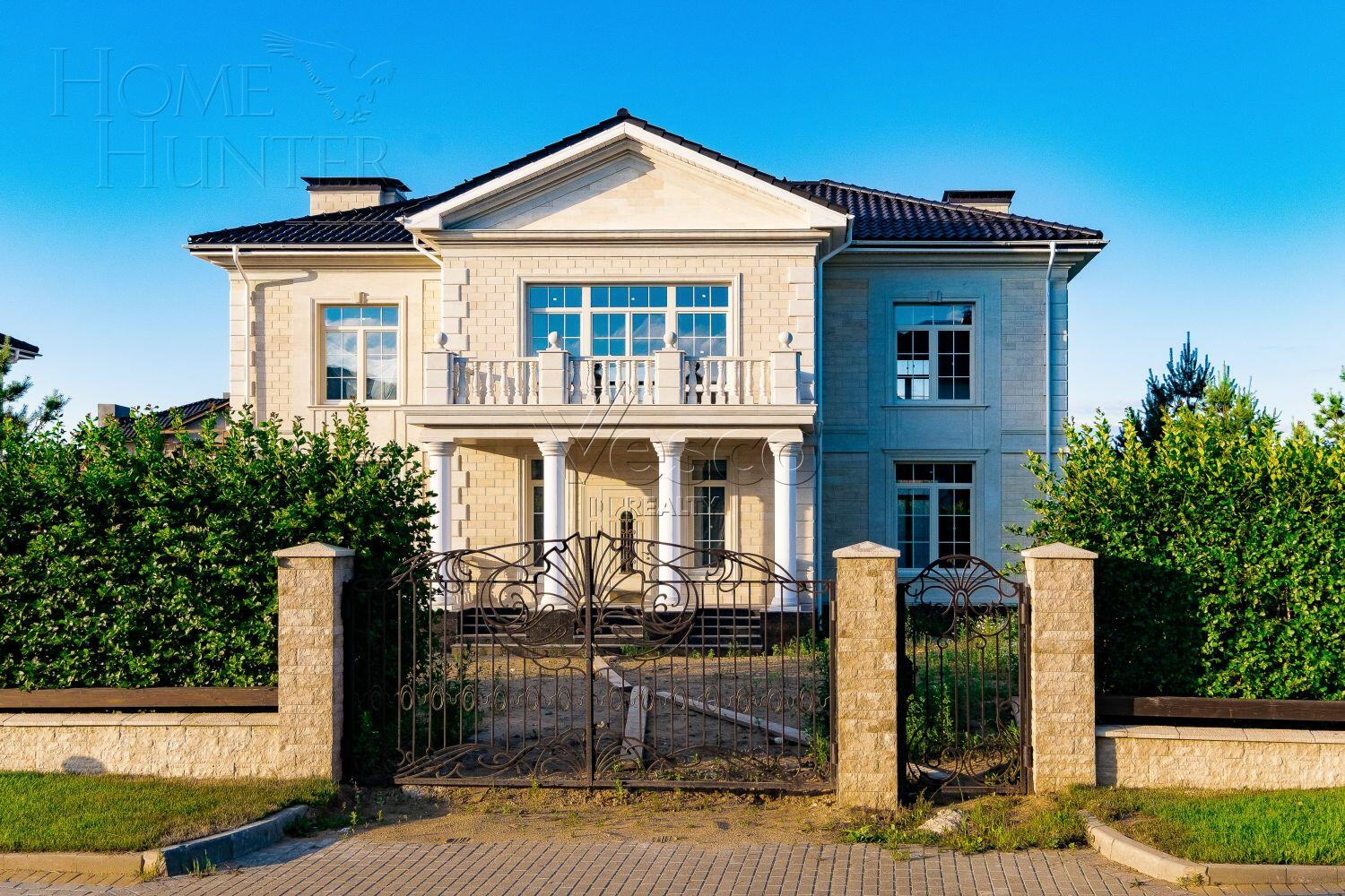 2-этажный коттедж 420 м² без отделки